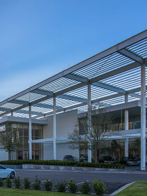 1.0_BMW-of-Grapevine