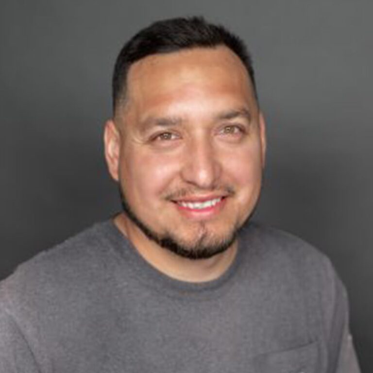 JE CO Employee_0011_Rolando Tamayo